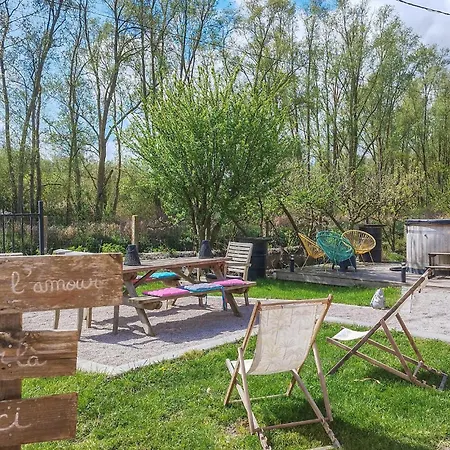 Bain Nordique Et Riviere Holiday home *